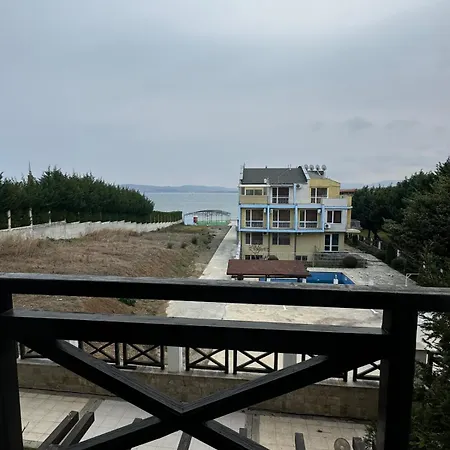 Relaxing - 100 Meters From The Sea * 체르노모레츠