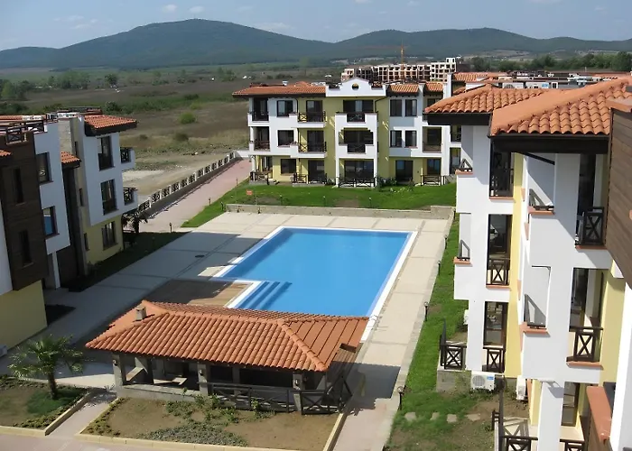 Апартаменты Relaxing - 100 Meters From The Sea *