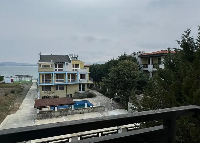 Relaxing - 100 Meters From The Sea Апартаменты