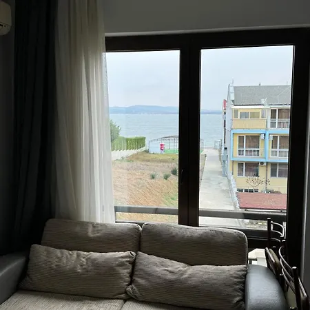 Relaxing - 100 Meters From The Sea * 切尔诺莫雷茨