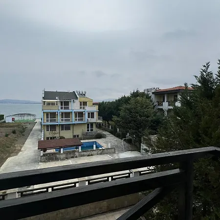 Relaxing - 100 Meters From The Sea 公寓