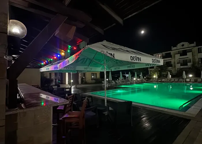 Relaxing - 100 Meters From The Sea * Chernomorets