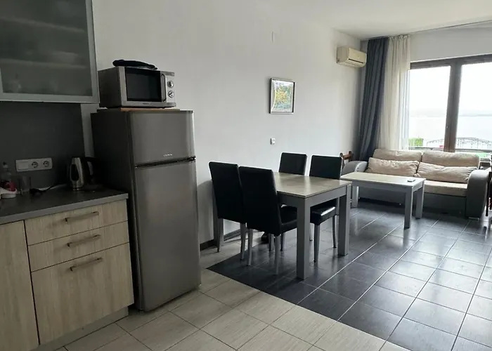 Relaxing - 100 Meters From The Sea